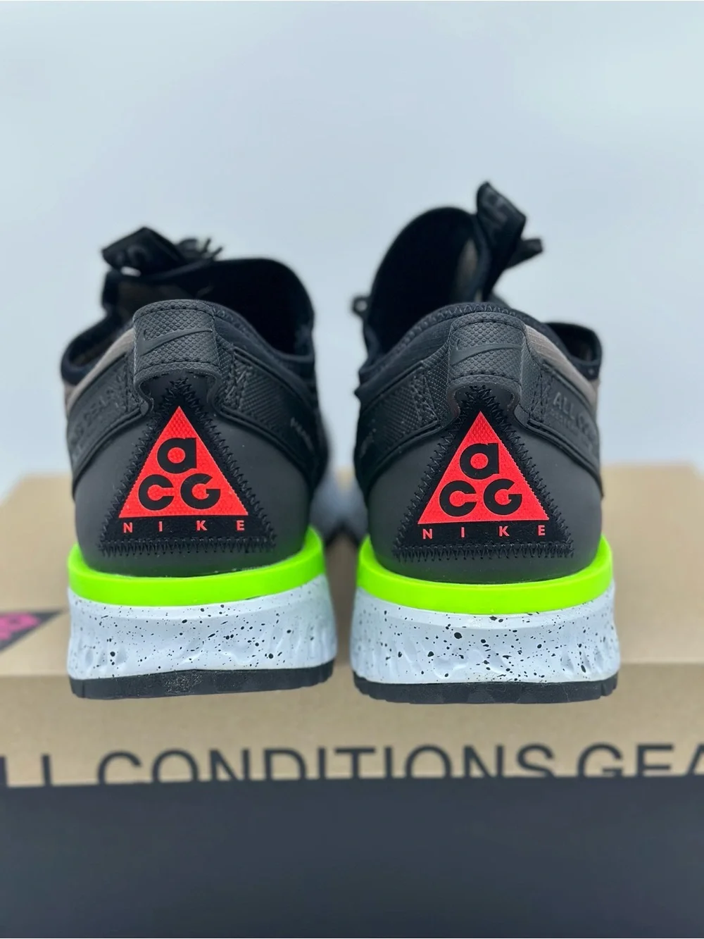 Nike Men’s Black Sneakers with Neon Green & Red Accents